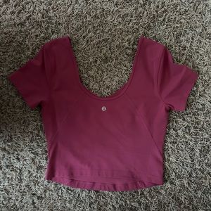 Lulu Align crop tee